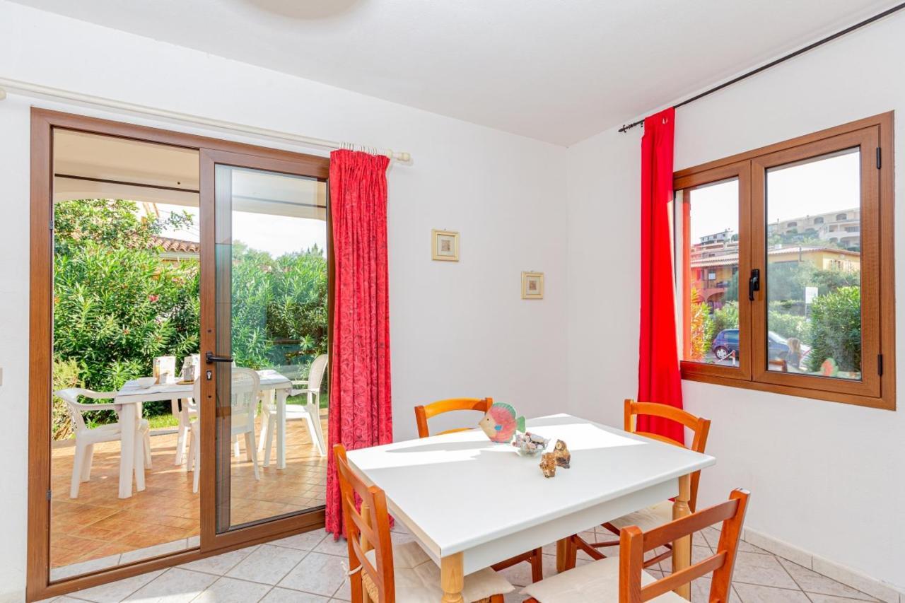Appartamento Residenziale Trilocale 6 Posti Letto Via Sardegna San Teodoro Exterior photo