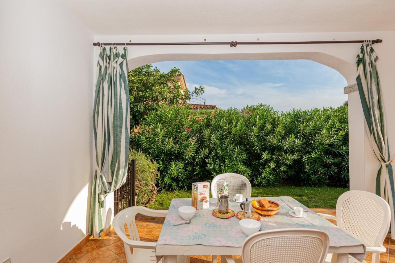Appartamento Residenziale Trilocale 6 Posti Letto Via Sardegna San Teodoro San Teodoro  Exterior photo